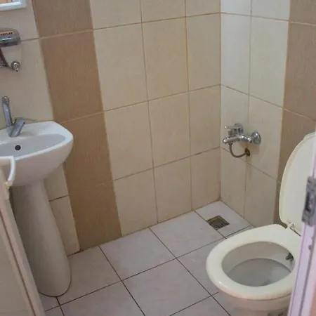 şarampol Otel 2*